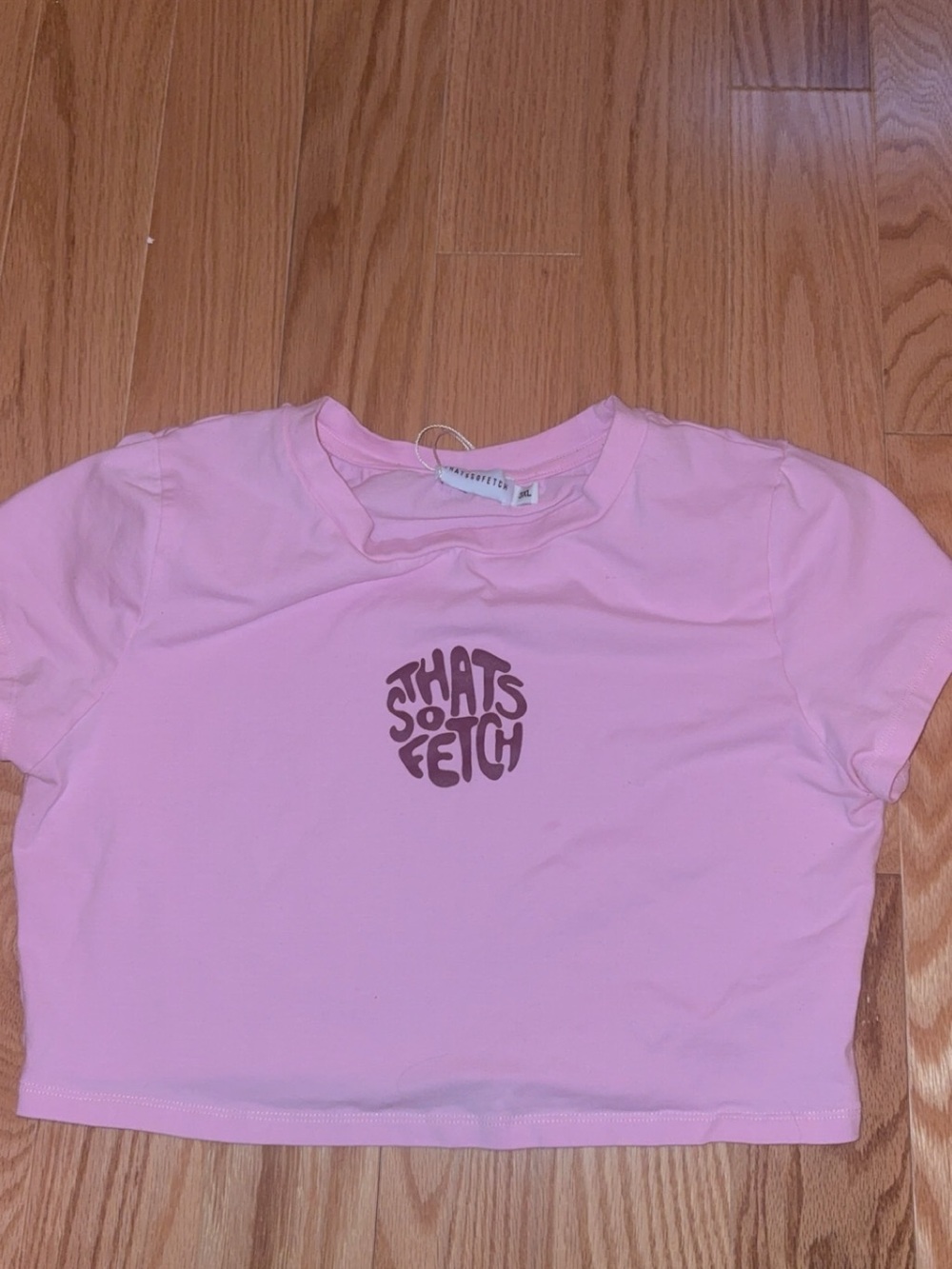 Women’s ' Pink 'That's So Fetch' Graphic Crop Tee